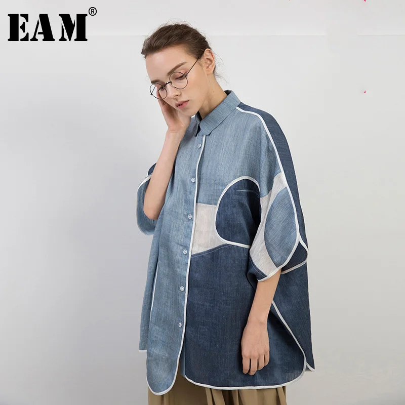 

[EAM] 2019 New Spring Summer Bat Sleeve Turn-down Collar Vintage Geometric Stitching Loose Wide Waist Women Shirt Light Blue WA