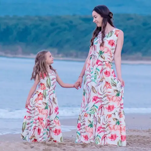 

Emmababy Family Parent-child Matching Floral Princess Dress Mon Daughter Sleeveless Dress