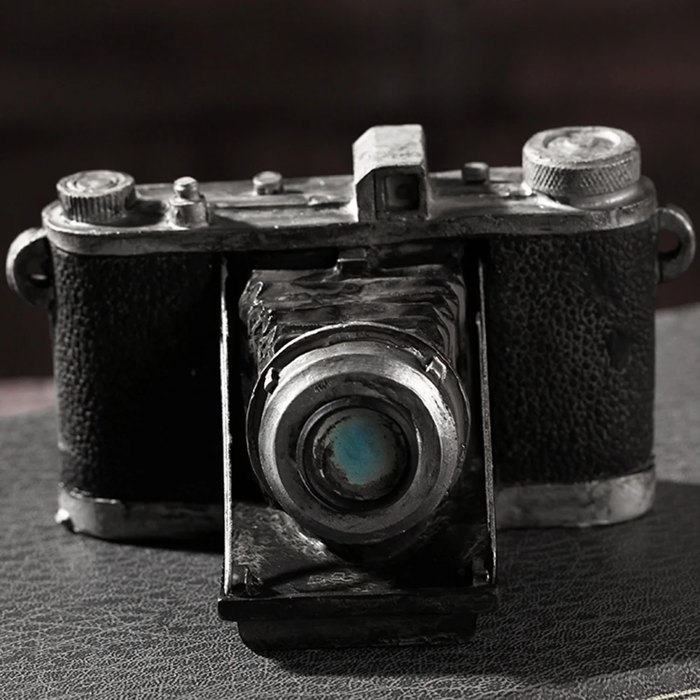 

1Pcs Vintage Resin Old Camera Model Display Desktop Figurine Decorative Antique