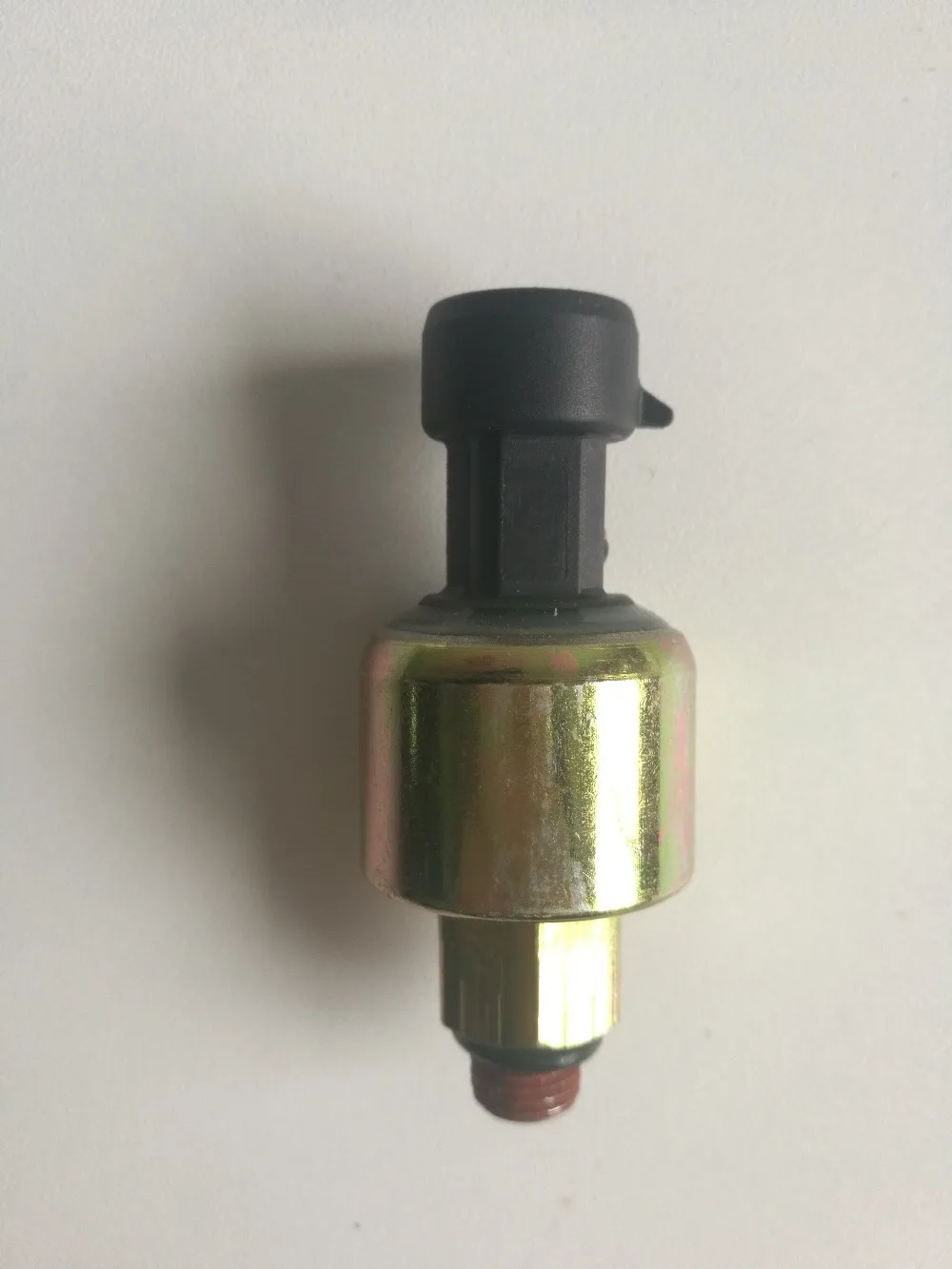 

97137042 3cp16-1 For Holden Jackaroo 4JX1 Oil Rail Pressure Sensor 8971370421 ORPS 97 137 042 For Isuzu 3.0L TD 8-97137042-1