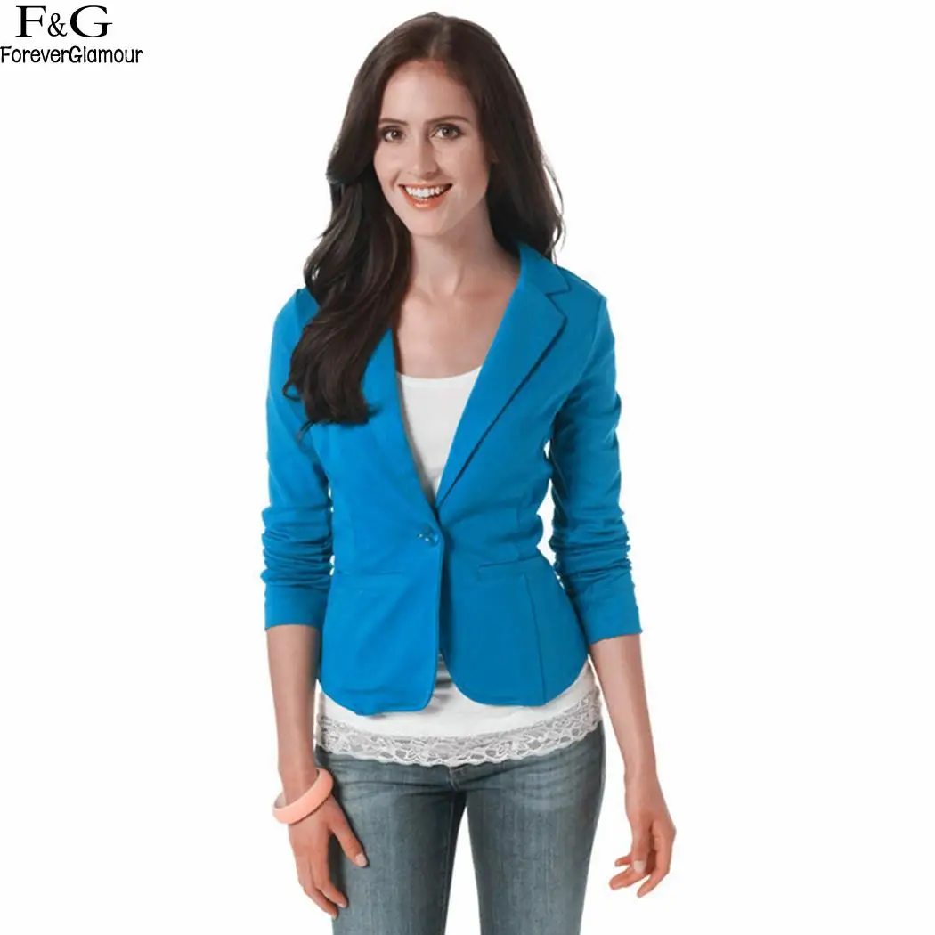 Приталенный пиджак женский. Как красиво обклеить пиджак. Облегающий пиджак. Синий смокинг бархатный. Пиджак смокинг.