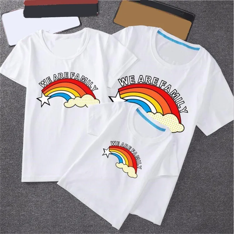 Радужная футболка «Мама и я»; летняя одежда для мамы, дочки, папы и сына; хлопковый топ для мальчиков и девочек; Семейные комплекты