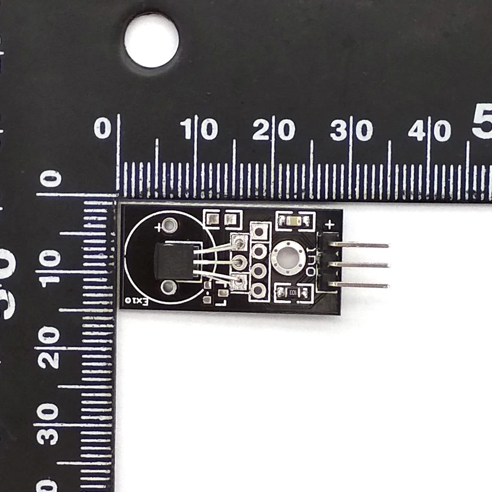 Одношиповый цифровой модуль датчика температуры DS18B20 с кабелем Dupont для Arduino 1
