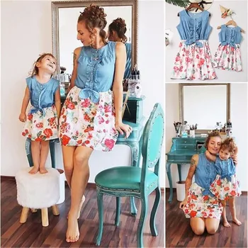 

LILIGIRL Family Look Matching Clothes 2019 New Mother Daughter Denim Kids Dresses for Girls Mommy and me Floral Dress Outfits