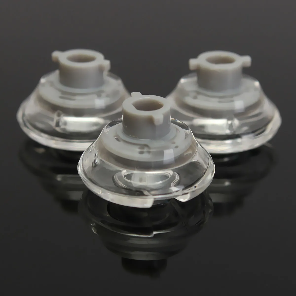 

LEORY 3Pcs Medium Earbuds Eartips Ear Gels Ear Glue Set for Plantronics Voyager Legend Silicone