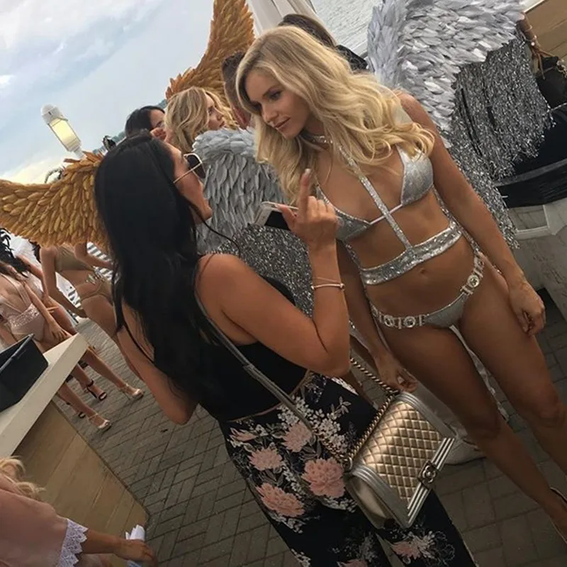 Женский комплект из 2 предметов Justchicc с блестками и перекрестной бретелькой на