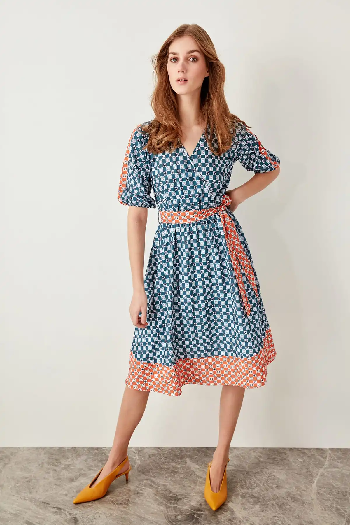 Trendyol Oil Belted Dress Pattern TWOSS19LJ0093 Trendyol Oil Belted Dress Pattern TWOSS19LJ0093