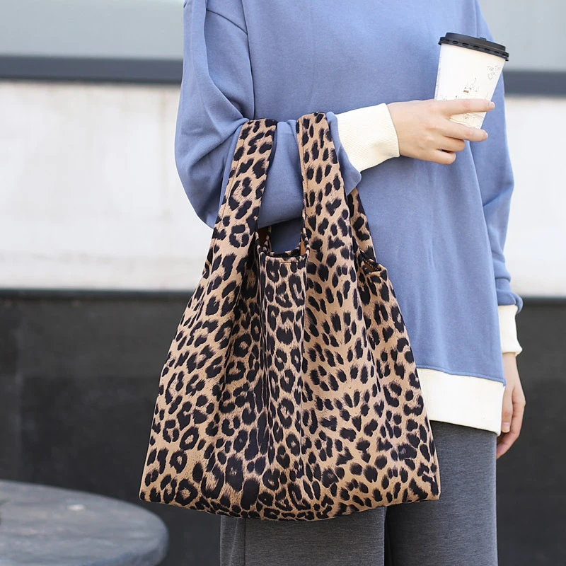 

[Super Seabob] 2019 Spring Summer Yellow White Color Leopard Pattern Double Handles High Capacity Handbag All Match LM507
