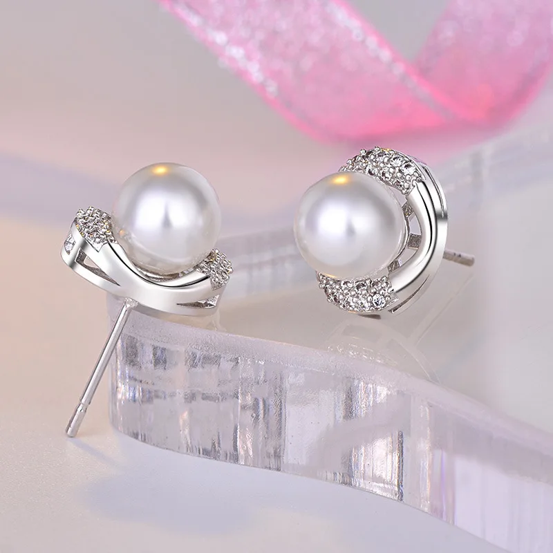 

Jewelry Silver Stud Earring Round Shape Cute Pattern Shell Pearl Jewel Cubic Zirconia Big Beads for Women Christmas Gift