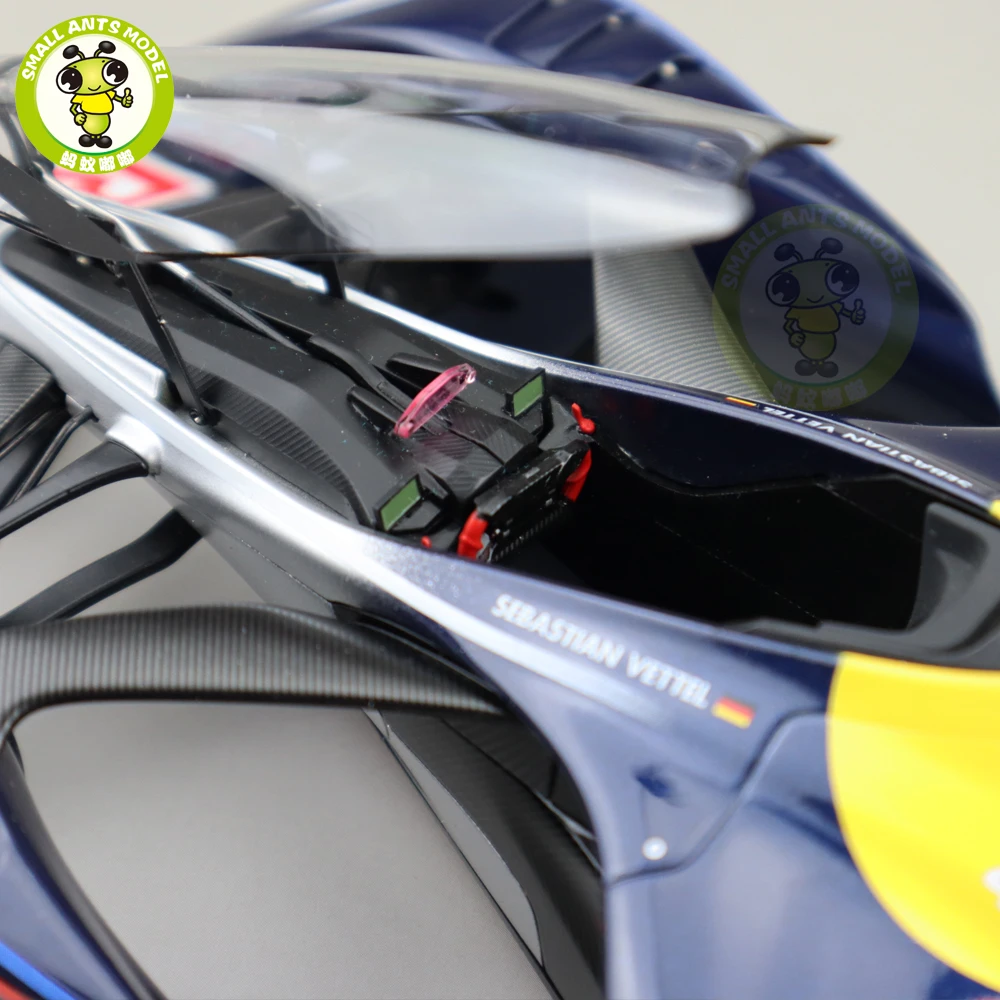 1/18 AUTOART 18118 RED BULL X2014 FAN CAR SEBASTIAN VETTEL модель автомобиля игрушки коллекция детских