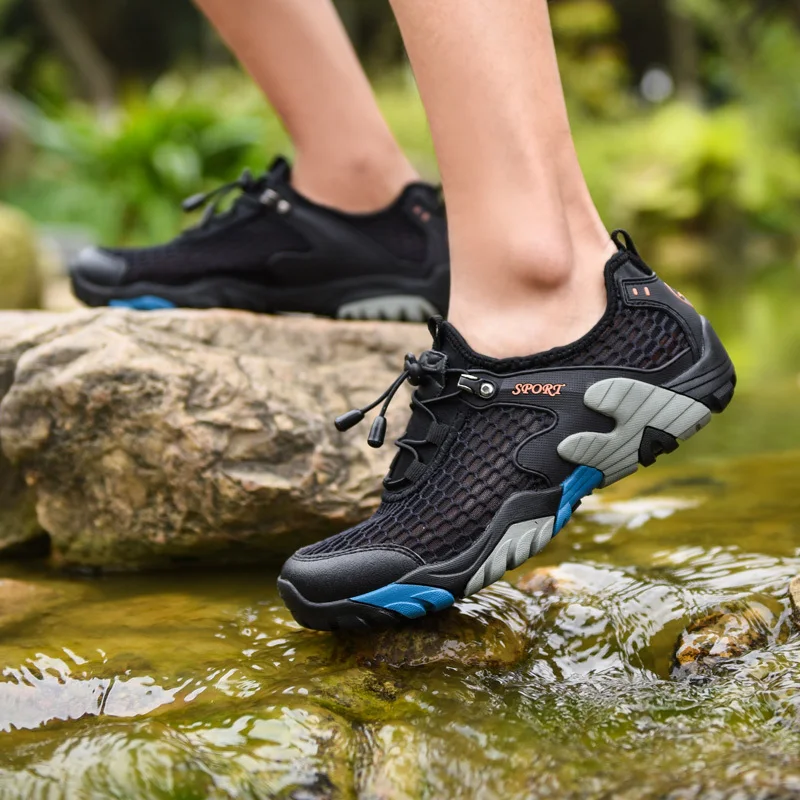 

hot sale 2019 summer Men HIking Shoes Outdoors Antiskid Breathable Trekking Tourism Comfortable lace-up Male walking Sneakers