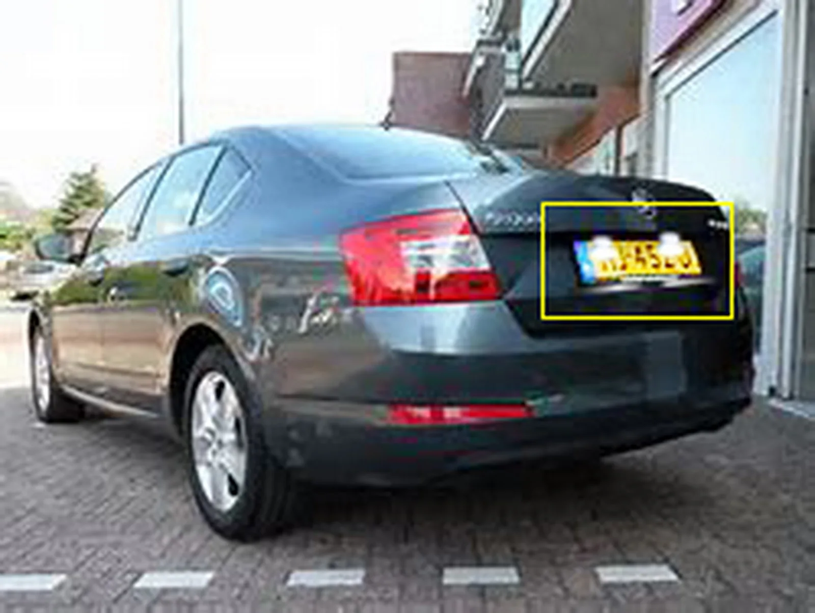Светодиодный светильник ANGRONG 2x 18SMD для номерного знака Skoda Octavia 1Z 2004 2013 Roomster 5J 06 15