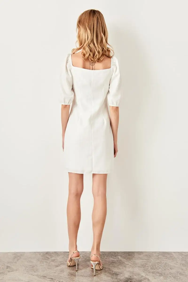 Trendyol платье с пуговицами цвета экрю TWOSS19XO0055|Платья| |