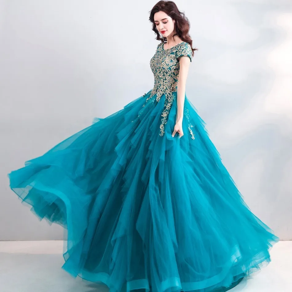 

Vivian's Bridal 2019 Princess Style Tiered Ruffles Draped Evening Dress Lovely Pearls Lace Appliques Fluffy Pageant Dress