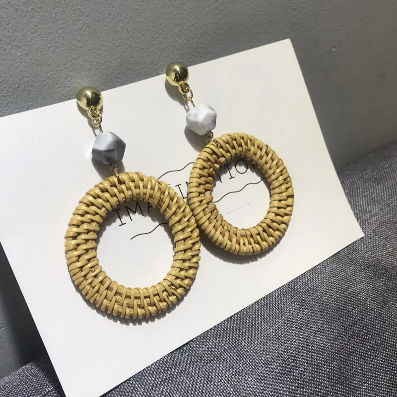 

2019 Korea Bohemian Style Round Straw Woven Dangle Earrings For Women Geometric Marble Exaggerate Round Pendant Summer Jewelry