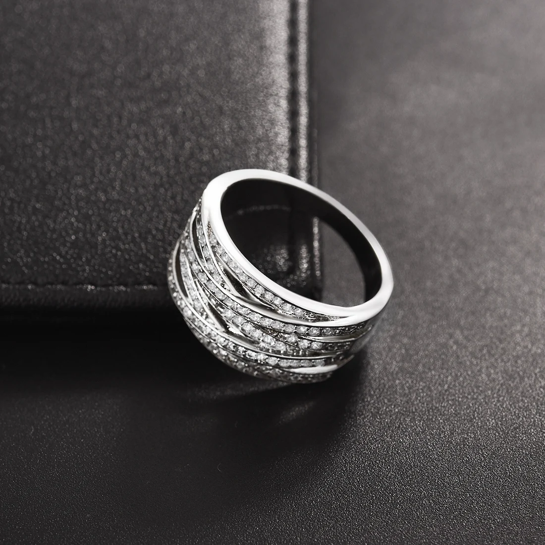 Модные циркониевые серебряные круглые кольца для женщин модные Свадебные обручальные ювелирные изделия подарок на день Святого Валентина