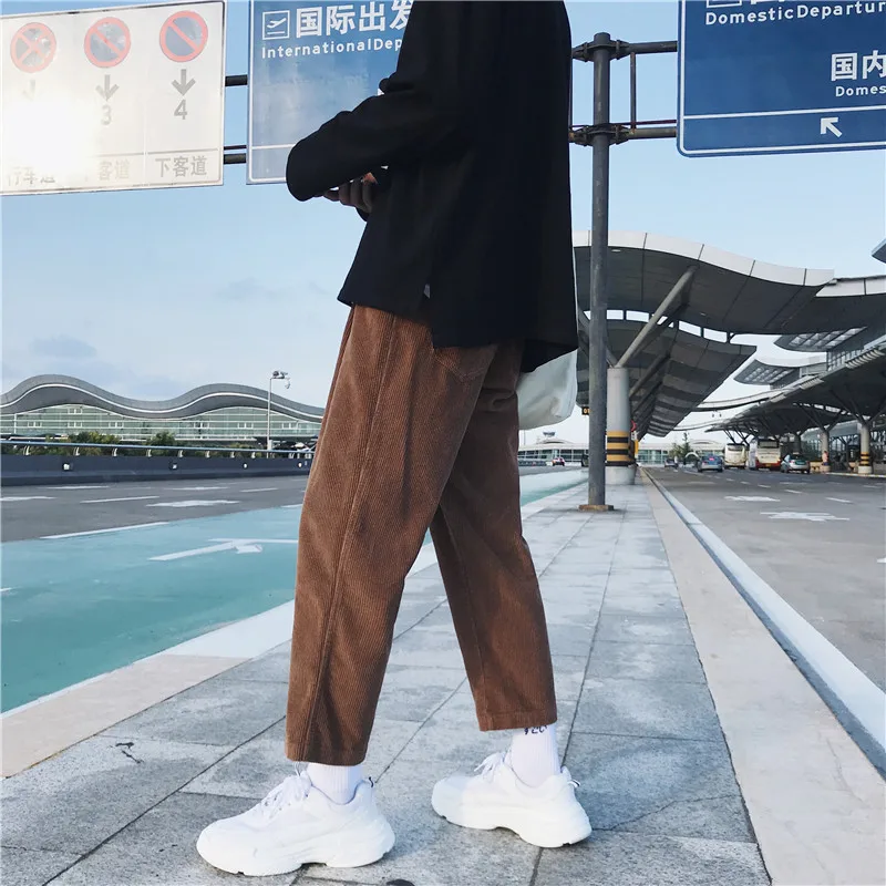 

2018 Autumn And Winter New Young Men's Korean Version Of The Port Wind Elastic Waist Thick Corduroy Casual Pants