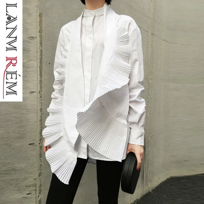 

LANMREM 2019 Spring New Women Irregular Shirt Casual Fashion Pleated Decorative White Blouses Female Design Women Clothing YG638