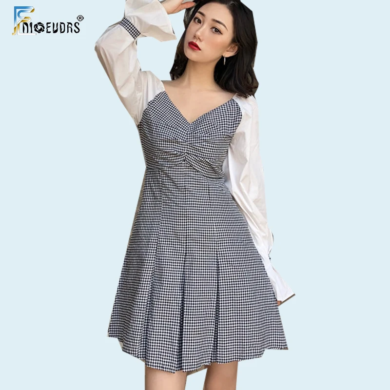 

Flare Sleeve Dresses Women Korean Style Design Slim Fit A Line Cue Dress Patchwork Drapped Black Plaid Dress V Neck Vintage