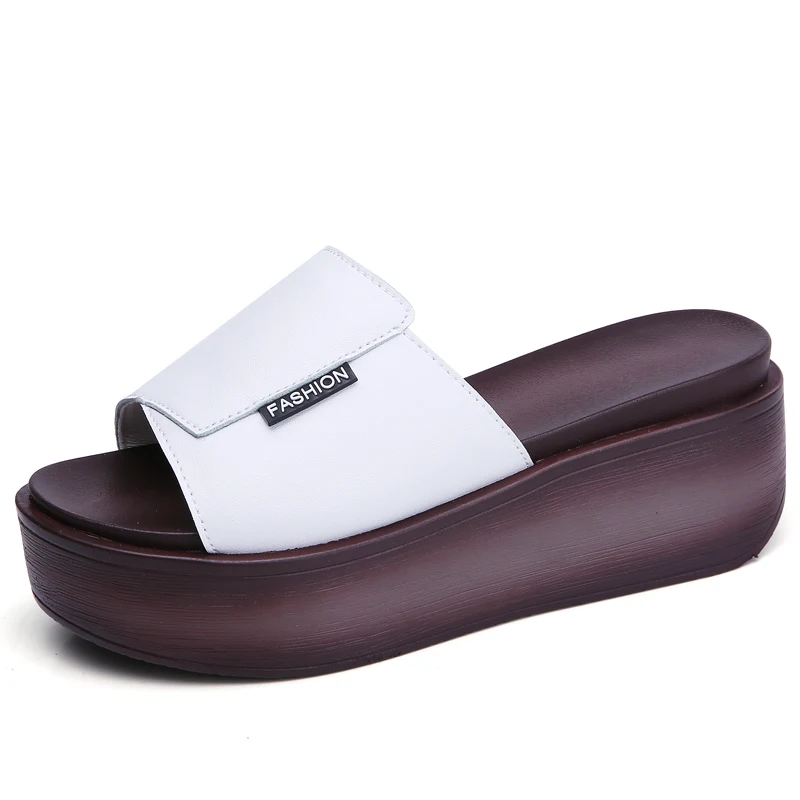 

2019 summer new leather small size thick bottom casual women's slippers shoes women Indoor & Outdoor casual Breathable Slippers