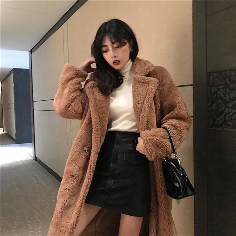 2018 Winter New Long Warm Coat Teddy Bear Faux Fur Women Coat With Pocket Camel Thicken Warm Plush Overcoat