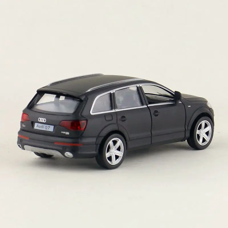 RMZ City/Масштаб 1:36/модель игрушечного автомобиля под давлением/кроссовки Audi Q7/литый