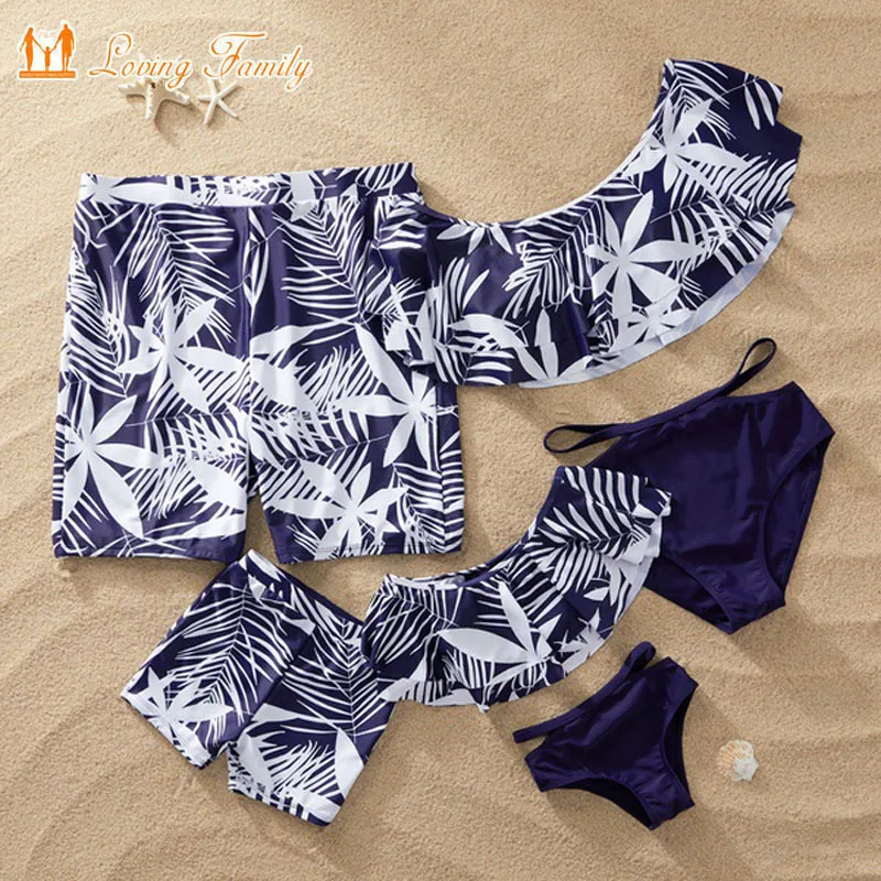 

Family Matching Outfits Look Mother Daughter Bikini Beach Swimwear Swimsuits Mommy Dad And Me Clothes Father Son Bath Shorts