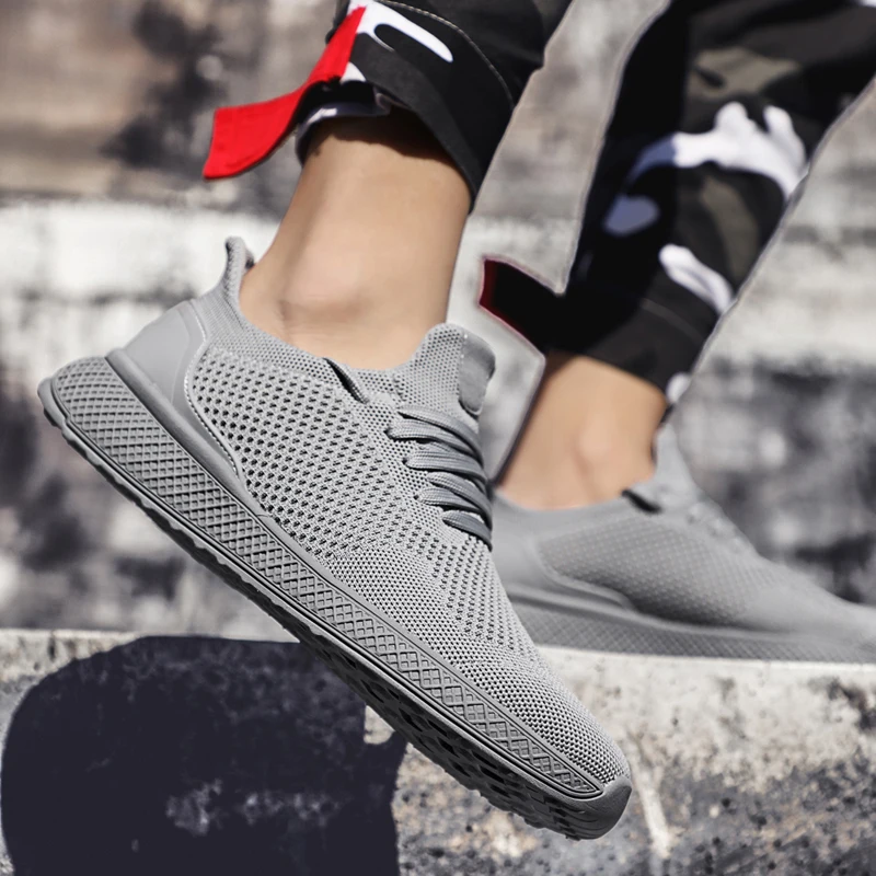 Кроссовки для мужчин дышащая сетка легкие четыре сезона уличная спортивная обувь модные удобные chaussure Homme спортивные