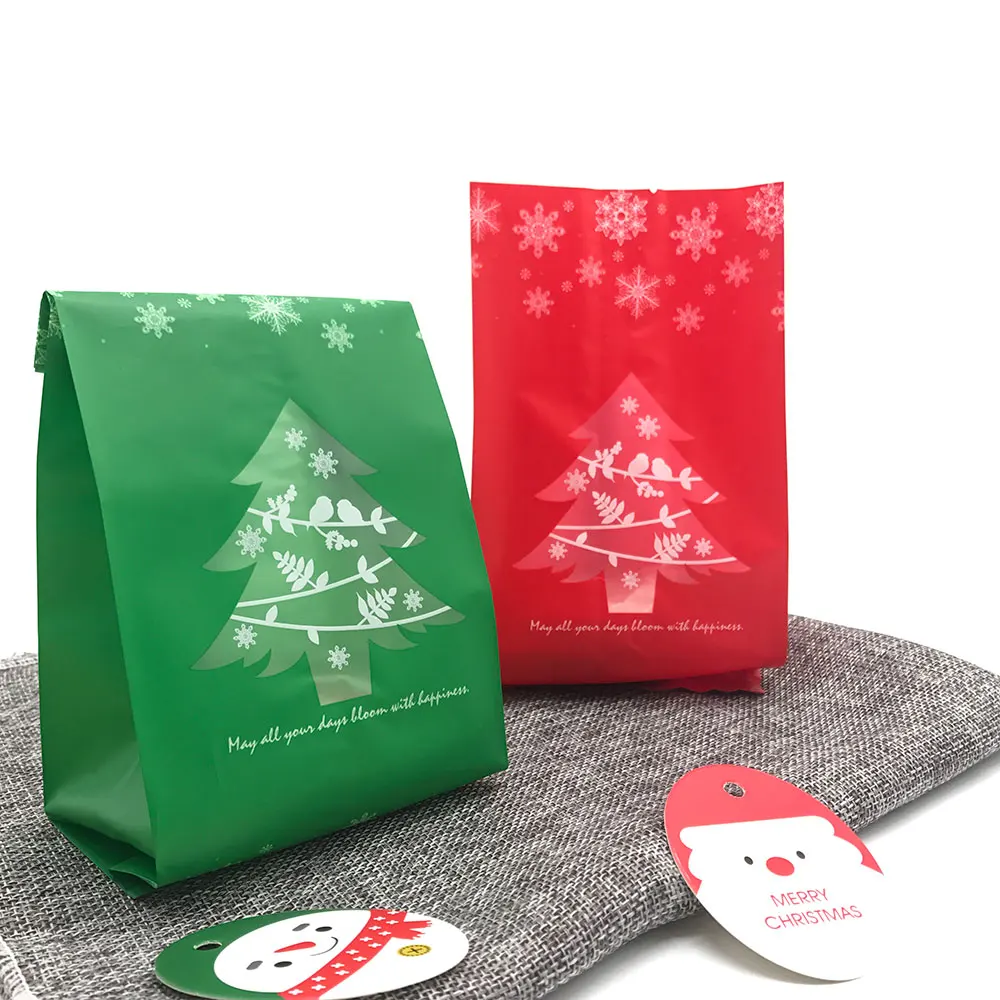 

50pcs Christmas Tree Candy Bags with Window Plastic New Year Handmade Biscuit Packaging Bag Favors Gift Bag Candy Bar Decoration