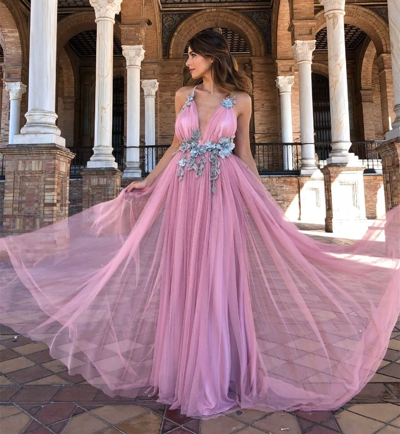 Sexy Spaghetti Strap Deep V Tulle Long Dress Elegant Backless Court Train Flowers A Line Dress Special Occasion Prom Gowns