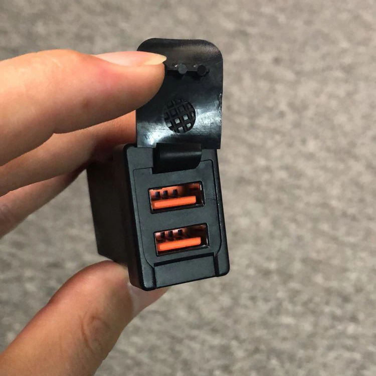 Автомобильное зарядное устройство с двумя USB портами 5 В 3 0 А|Кабели адаптеры и