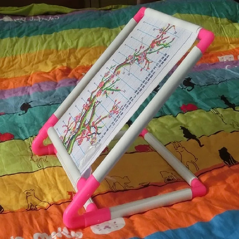 Najtaniej 1Pc haft ramki praktyczne uniwersalny klip z tworzywa sztucznego Cross Stitch obręcz stojak wspornik do uchwytu Rack DIY Craft ręczne narzędzie