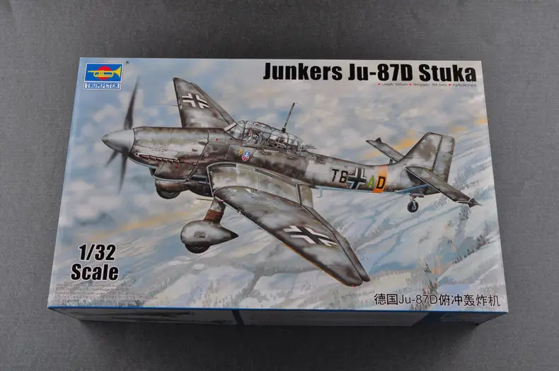 

Trumpeter 03217 1/32 Scale German Junkers JU 87D Stuka Bomber Model Aircraft Kit TH05433-SMT2