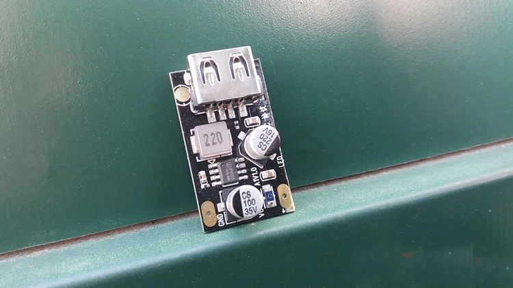 Модуль быстрой зарядки DYKB DC USB / 12V24V к QC3.0 5В 9В 12В для автомобиля Поддержка Apple