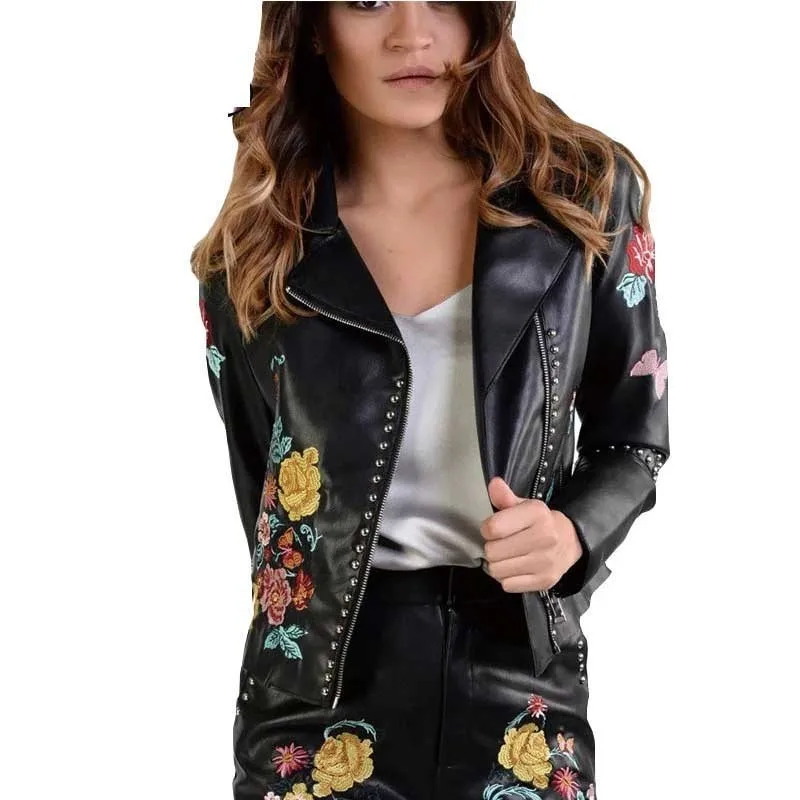 

2017 New Tight Leather The Streets Jacket Spring Jacket Women Rivets Embroidery Leather Jacket High-Quality Clothing ls081