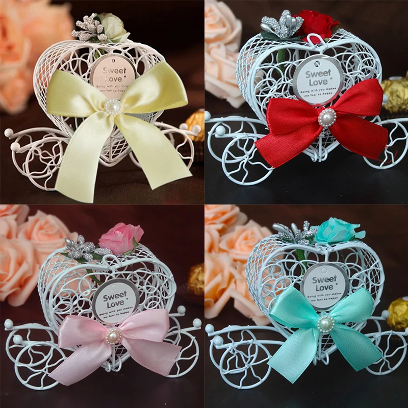 

1Pcs European Fashion Pumpkin Carriage Candy Box Iron Romantic Creative Love Candy Box Wedding Party Gift Box