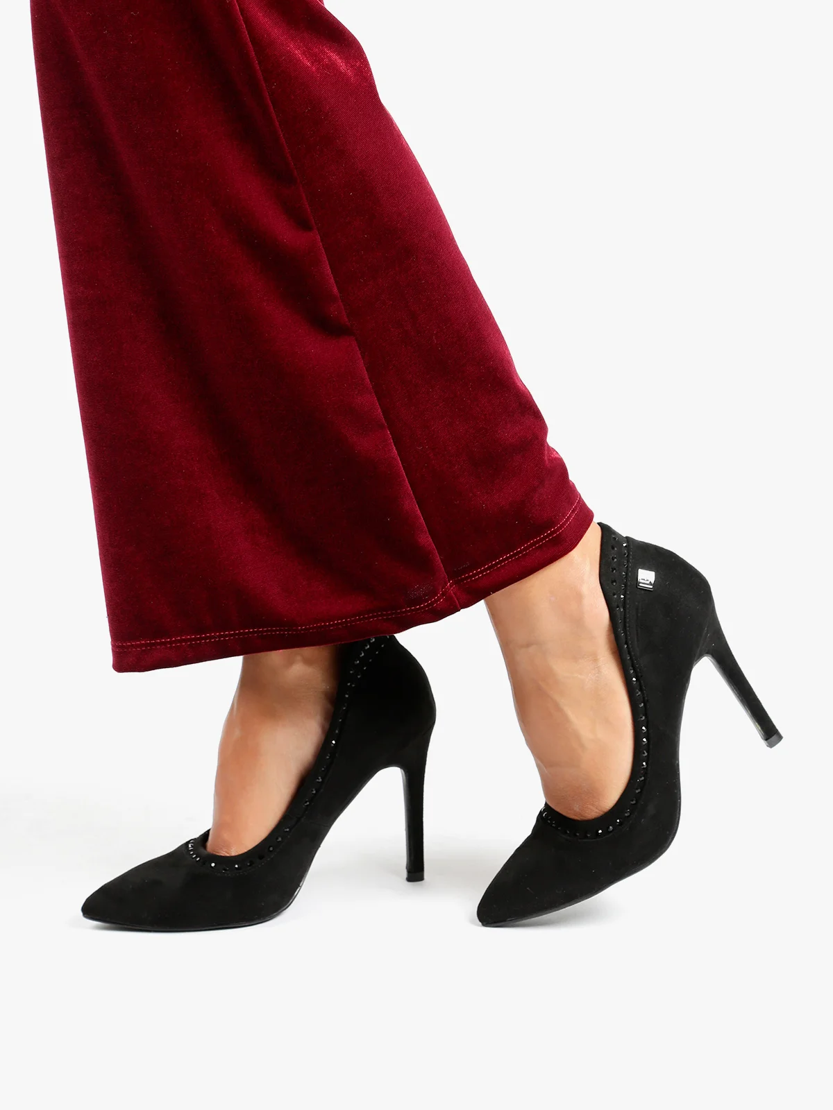 Decolletè suede pointed toe blackin Women's Pumps from Shoes on