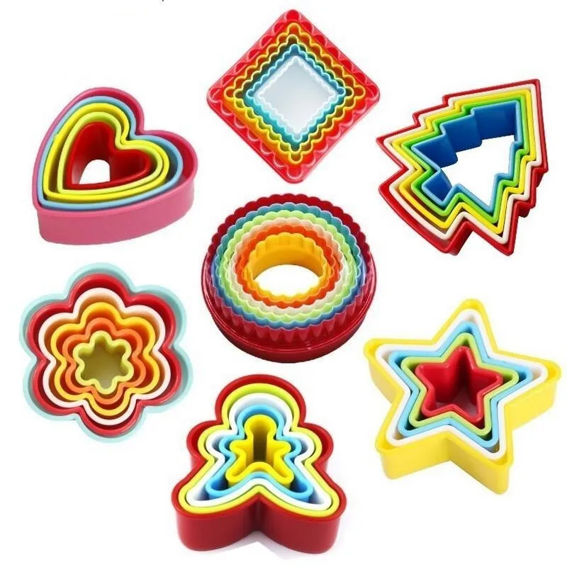 

8 Style Christmas Tree Snowman Biscuit Bread Cutter Birthday Cake Decorating Pastry Tools Heart Flower Gingerbread Cookie Mold