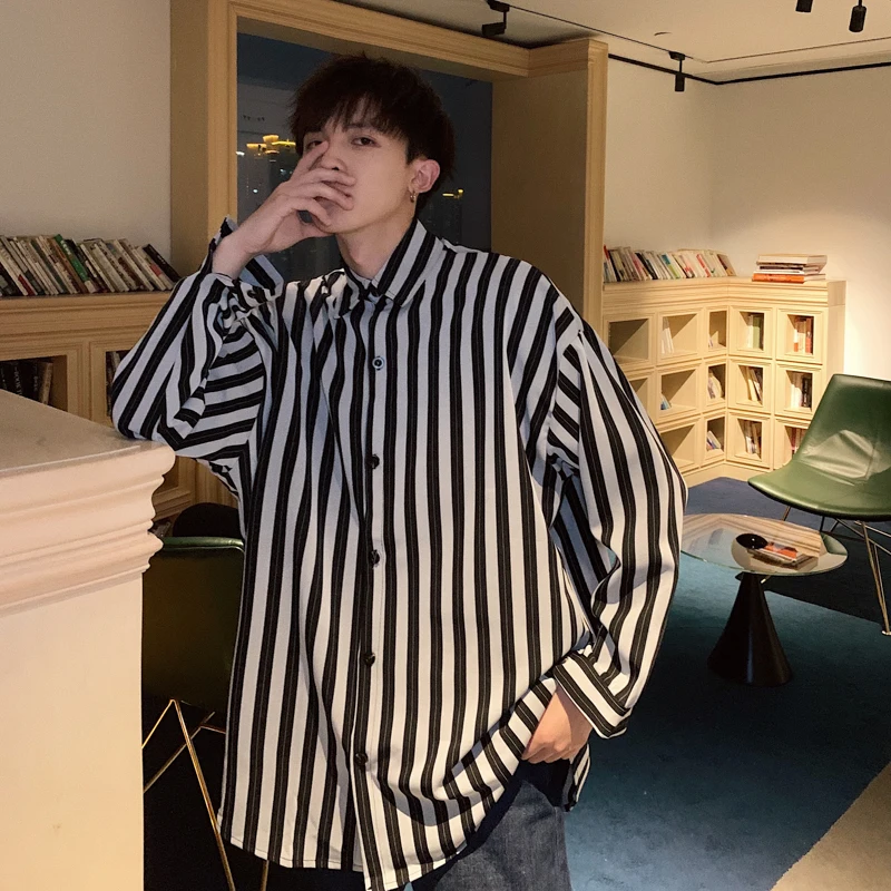 

2019 Spring And Summer New Korean Version Of TheTide Simple Couple Campus Wind Casual Loose Black And White Striped Cotton Shirt