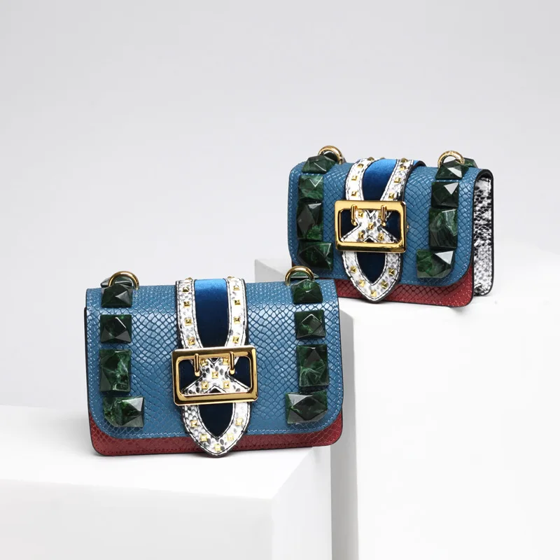 

TOPEST Autumn Winter Woman Pattern Color Rivet Small Square Chain Hand Bill Shoulder Package