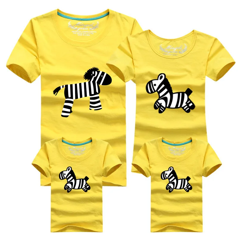 

1Pcs Family Matching Outfits T-shirt Cloth For mother father baby Summer family clothes mother father daughter son Clothing