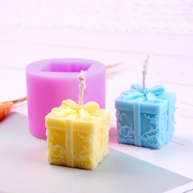 

1* Candle Mold Cute Gift Box Shape Aromatherapy Plaster Craft Mold Handmade Soap Ice Cube Chocolate Silicone Mould 5.8*5.8*4.3cm
