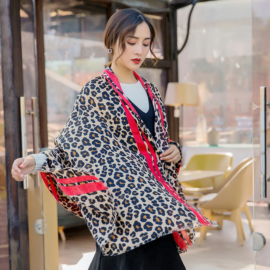 Combinación De Color De Moda Para La Temporada De Primavera Y Verano De 2023