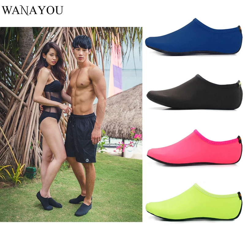 

WANAYOU Men Women Light Water Shoes Solid Color Summer Aqua Beach Shoes Non-Slip Swimming Seaside Sneaker Socks For Men
