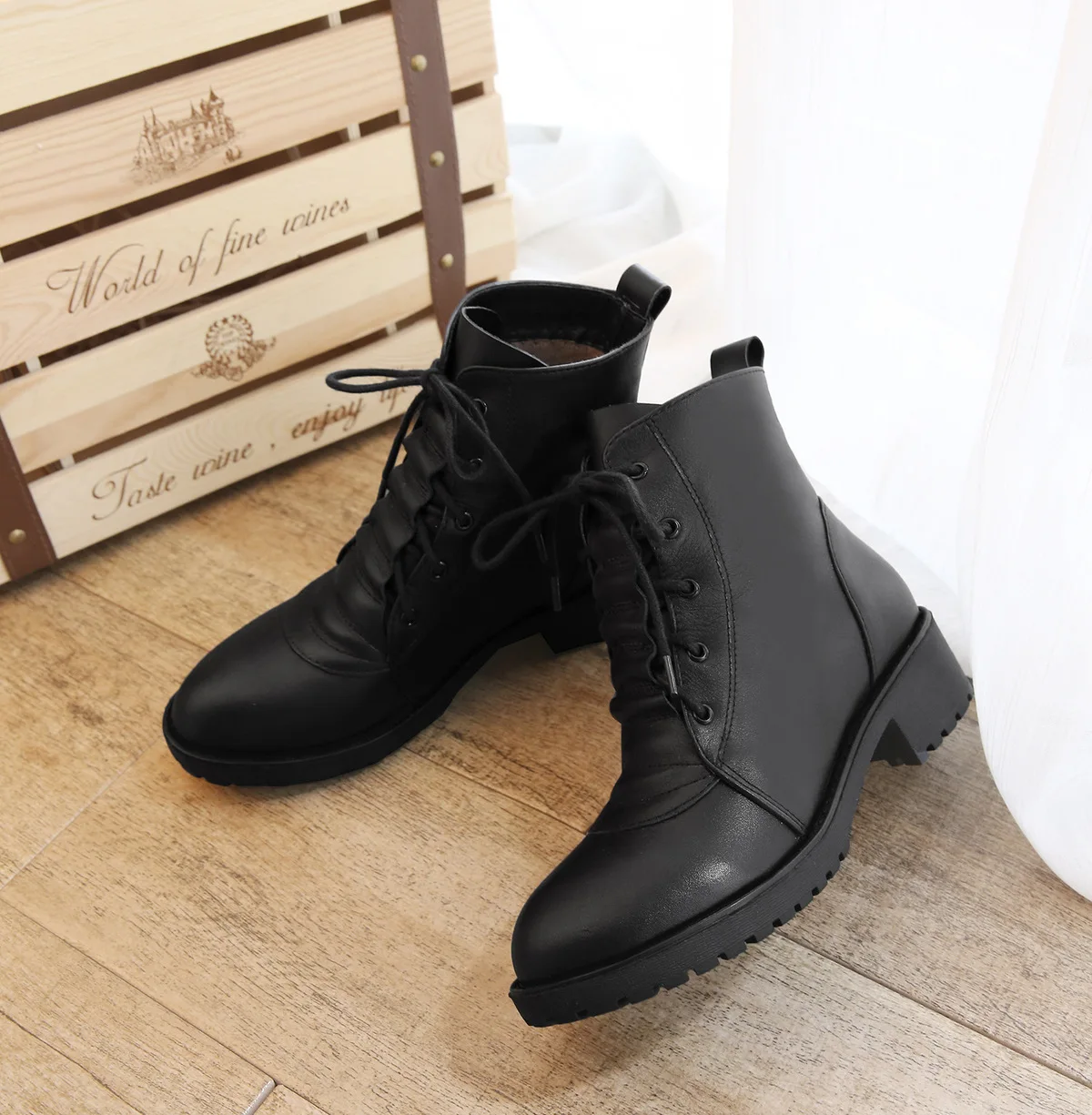 

Martin Short England Genuine Leather Flat Woman Women Winter Boots