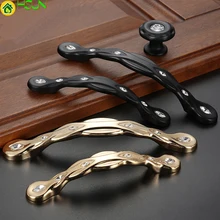 European Style Zinc Alloy Flash Drilling Kitchen Drawer Wardrobe Pull golden Handles With Screw Furniture Hardware European Style Zinc Alloy Flash Drilling Kitchen Drawer Wardrobe Pull golden Handles With Screw Furniture Hardware