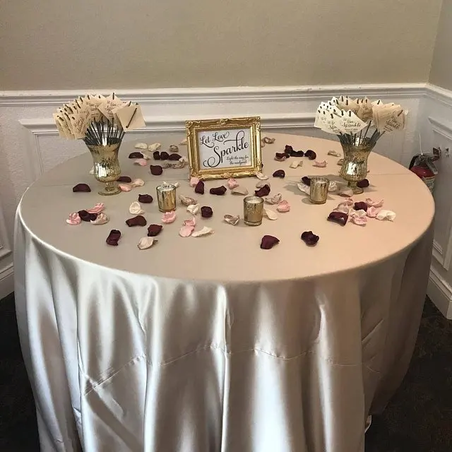 Арбузные красные и бежевые лепестки для свадебных церемоний, лепестки роз для девочек, 100 шт./лот, реальное изображение