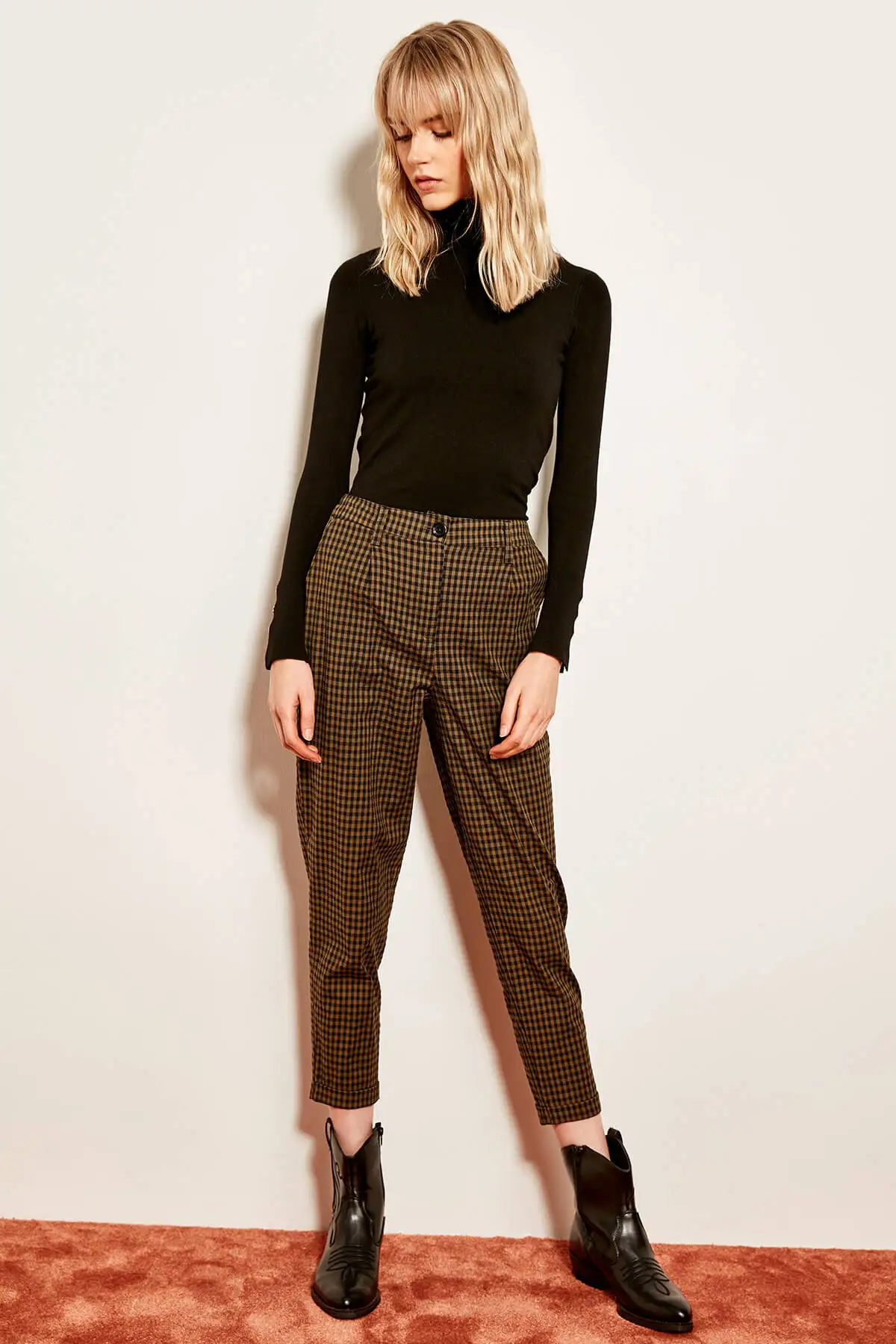 khaki plaid pants