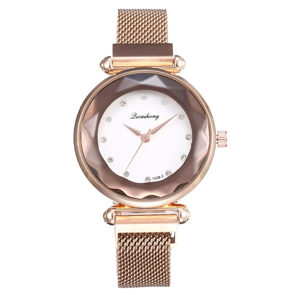 

2019 New Bring Magnet Buckle Originality Wrist Watch Woman Fund Diamond Mirror Noodles Dawdler Quartz Ma'am Wrist Watch W023