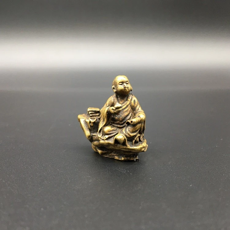

Collectable Chinese Brass Carved Young Monk Exquisite Small Statues